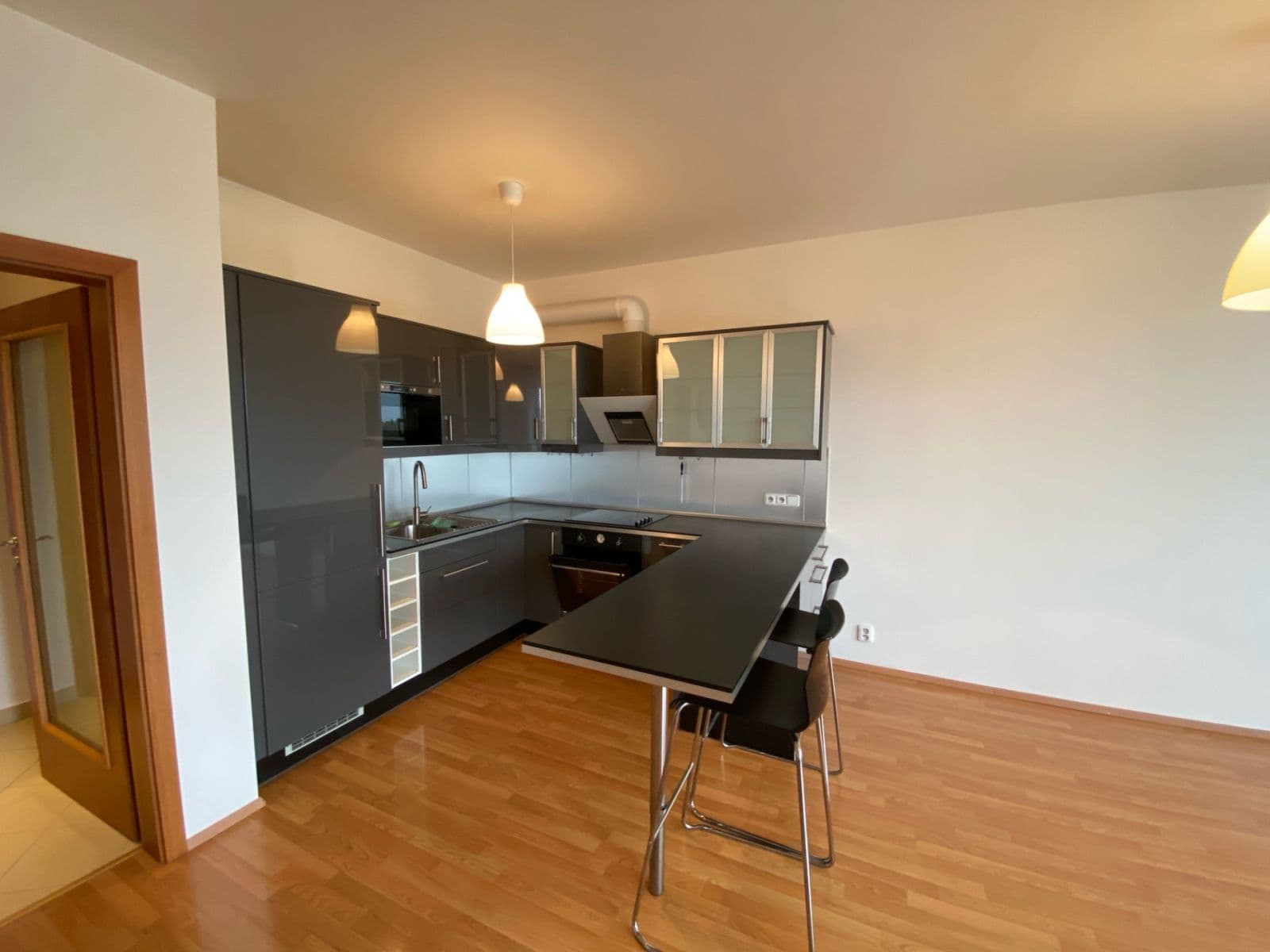 1 bedroom with open-plan kitchen flat to rent, 77 m², Miroslava Hajna, Prague, Prague 1 bedroom with open-plan kitchen flat to rent, 77 m², Miroslava Hajna, Prague, Prague