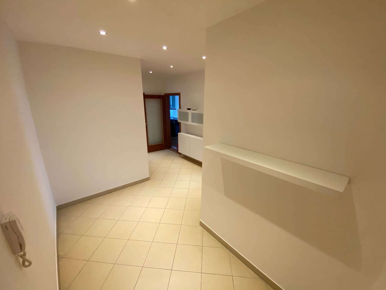 1 bedroom with open-plan kitchen flat to rent, 77 m², Miroslava Hajna, Prague, Prague 1 bedroom with open-plan kitchen flat to rent, 77 m², Miroslava Hajna, Prague, Prague