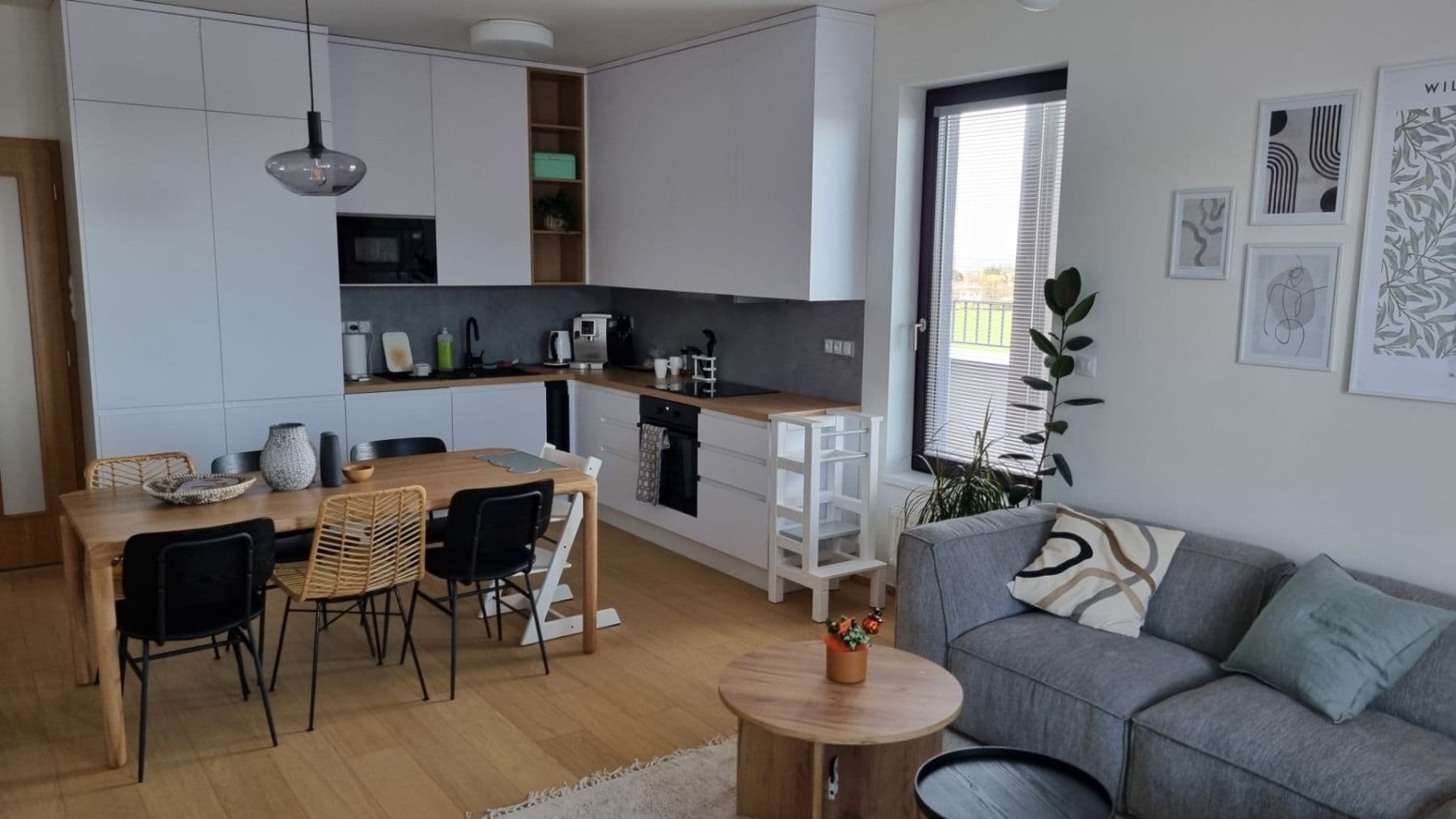 2 bedroom with open-plan kitchen flat to rent, 99 m², K Beranovu, Prague, Prague 2 bedroom with open-plan kitchen flat to rent, 99 m², K Beranovu, Prague, Prague
