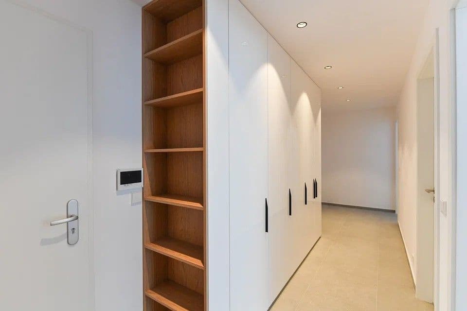 2 bedroom with open-plan kitchen flat to rent, 72 m², Pod Drinopolem, Prague, Prague 2 bedroom with open-plan kitchen flat to rent, 72 m², Pod Drinopolem, Prague, Prague