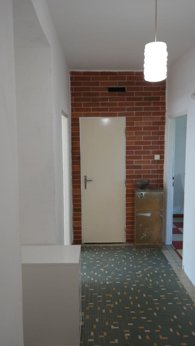 2 bedroom with open-plan kitchen flat to rent, 70 m², K Lánu, Prague, Prague 2 bedroom with open-plan kitchen flat to rent, 70 m², K Lánu, Prague, Prague