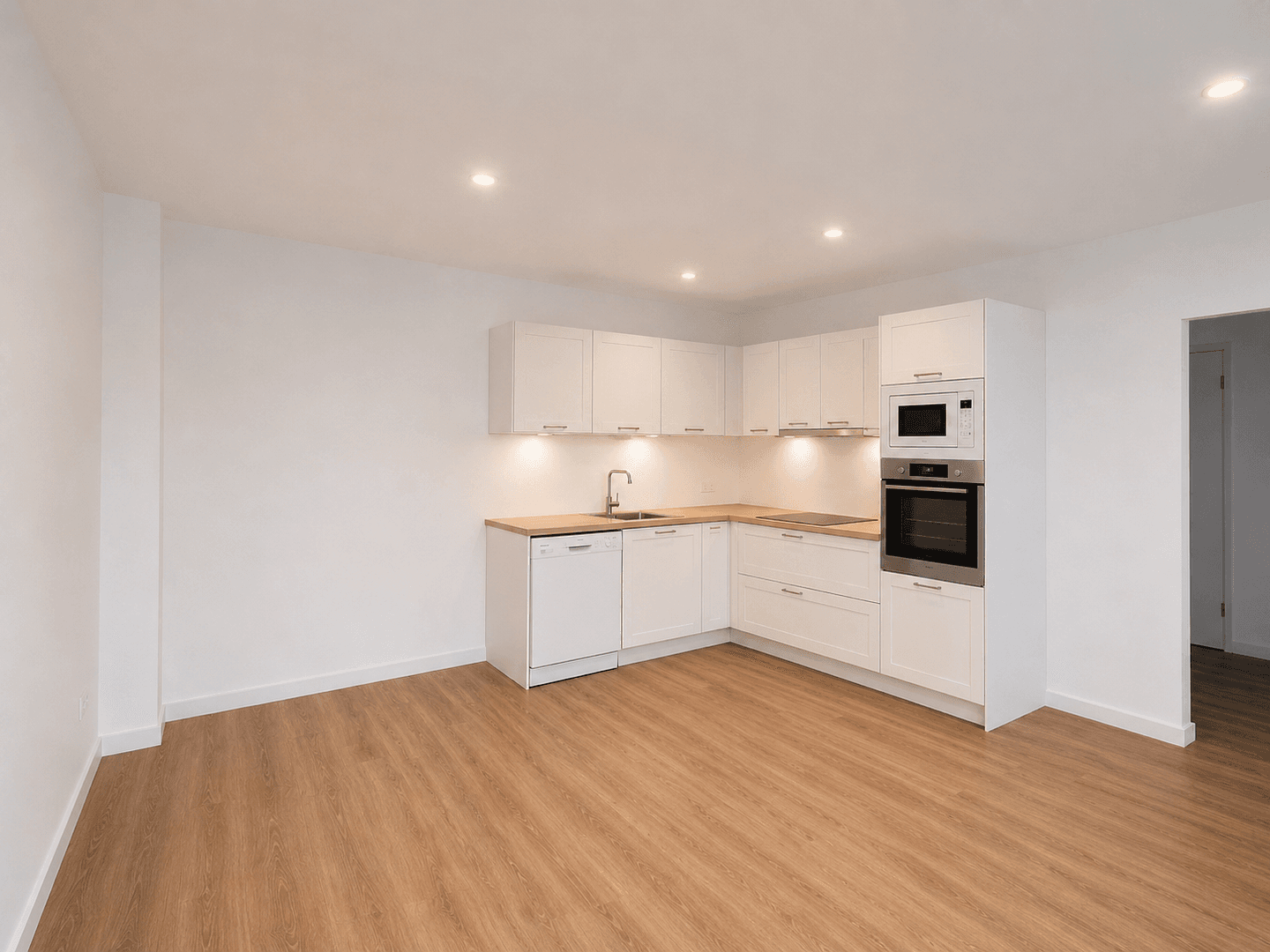 Studio flat to rent, 40 m², Luisenstraße 45, Düsseldorf, North Rhine-Westphalia Studio flat to rent, 40 m², Luisenstraße 45, Düsseldorf, North Rhine-Westphalia