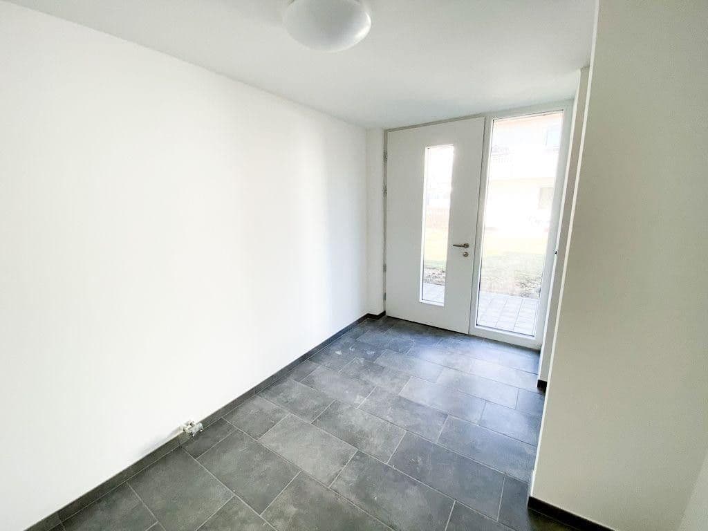 2 bedroom with open-plan kitchen flat to rent, 91 m², Goethestr. 18, Bingen, Baden-Württemberg 2 bedroom with open-plan kitchen flat to rent, 91 m², Goethestr. 18, Bingen, Baden-Württemberg