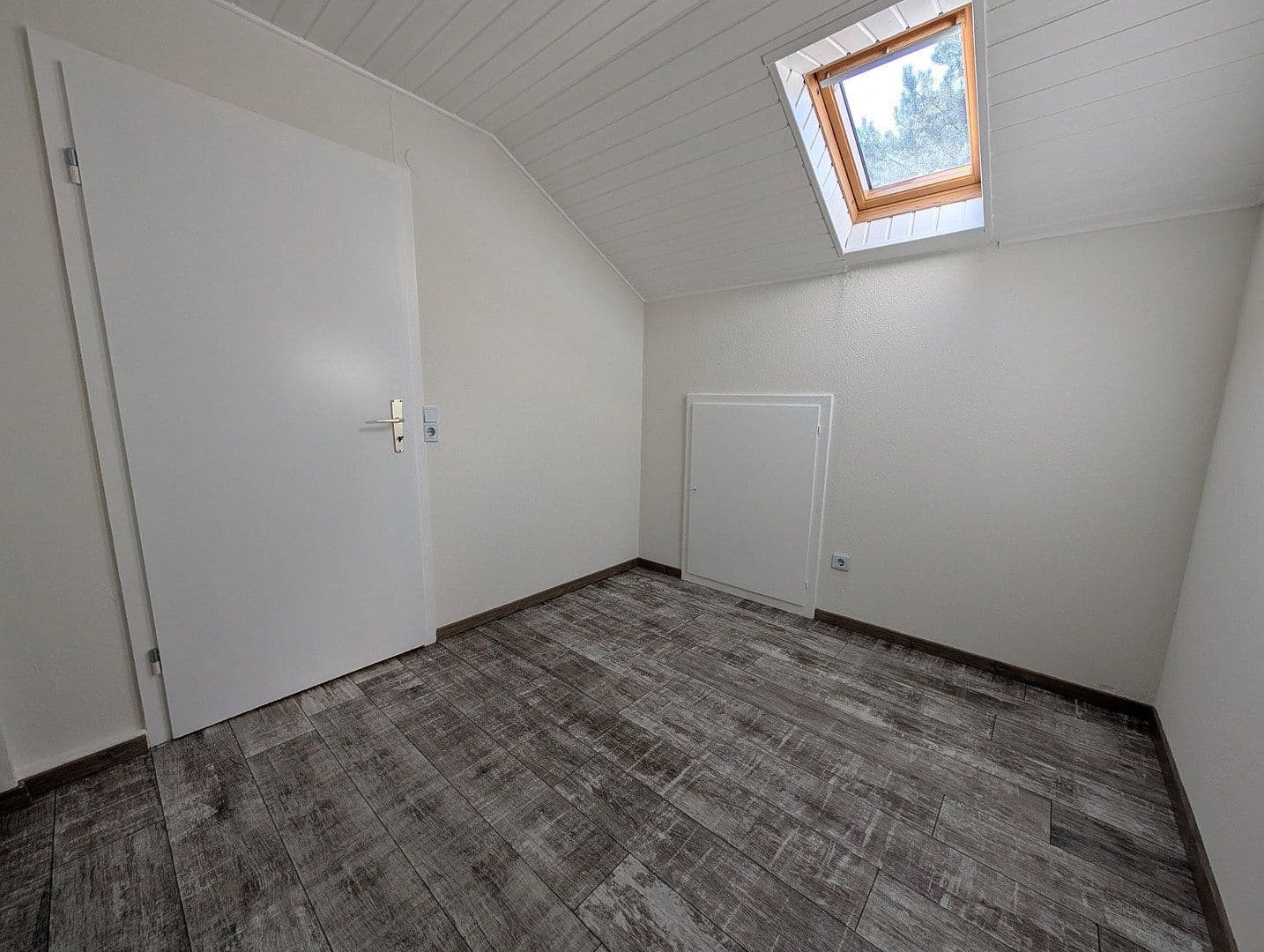 Studio flat to rent, 37 m², Johann-Peter-Hebelstr. 20, Schliengen, Baden-Württemberg Studio flat to rent, 37 m², Johann-Peter-Hebelstr. 20, Schliengen, Baden-Württemberg