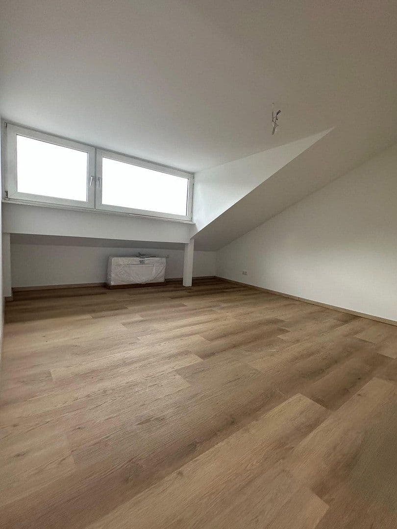 4 bedroom flat to rent, 72 m², Köln, North Rhine-Westphalia 4 bedroom flat to rent, 72 m², Köln, North Rhine-Westphalia
