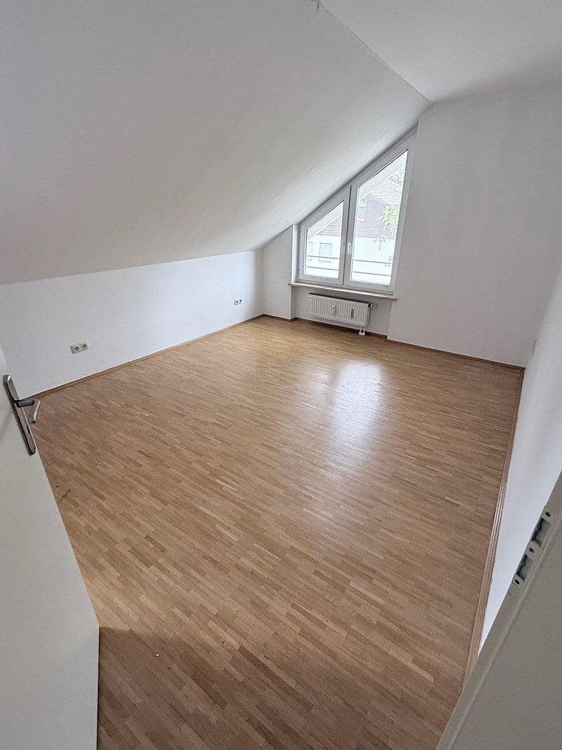 4 bedroom flat for sale, 113 m², Unterhaching, Bavaria 4 bedroom flat for sale, 113 m², Unterhaching, Bavaria