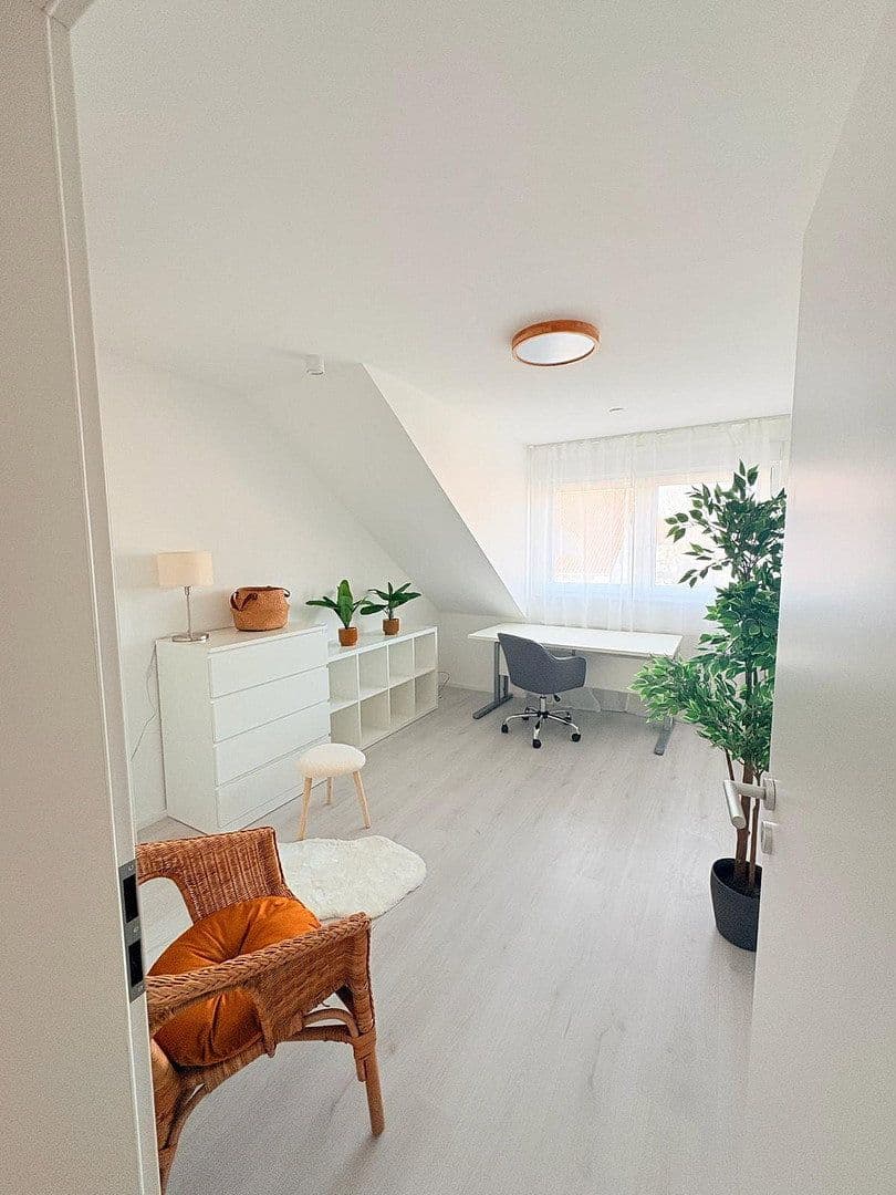 2 bedroom with open-plan kitchen flat to rent, 80 m², Hockenheim, Baden-Württemberg 2 bedroom with open-plan kitchen flat to rent, 80 m², Hockenheim, Baden-Württemberg