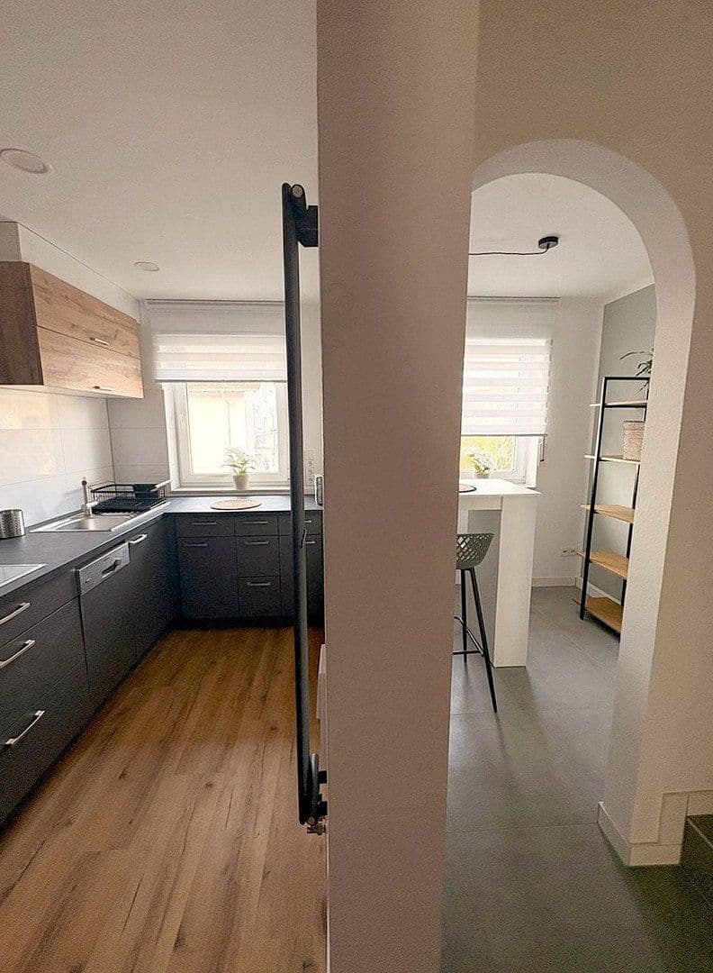 2 bedroom with open-plan kitchen flat to rent, 80 m², Hockenheim, Baden-Württemberg 2 bedroom with open-plan kitchen flat to rent, 80 m², Hockenheim, Baden-Württemberg