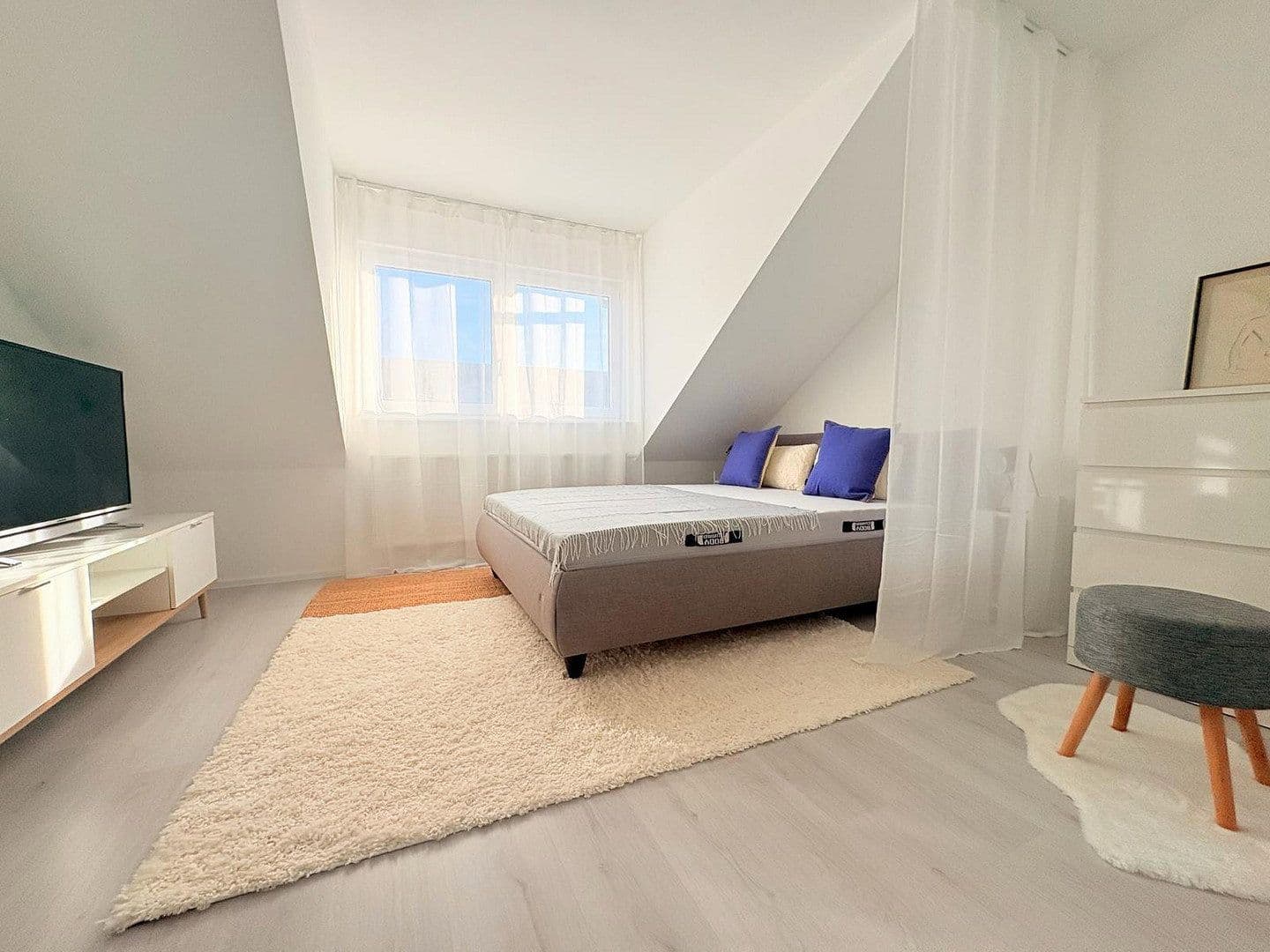 2 bedroom with open-plan kitchen flat to rent, 80 m², Hockenheim, Baden-Württemberg 2 bedroom with open-plan kitchen flat to rent, 80 m², Hockenheim, Baden-Württemberg