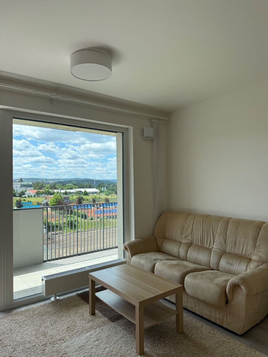 1 bedroom with open-plan kitchen flat to rent, 50 m², Zlochova, Prague, Prague 1 bedroom with open-plan kitchen flat to rent, 50 m², Zlochova, Prague, Prague