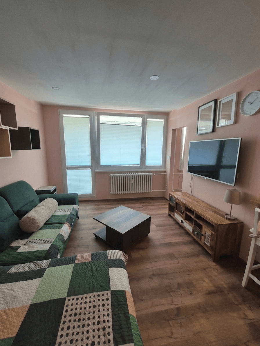 3 bedroom with open-plan kitchen flat to rent, 78 m², Pavlíkova, Prague, Prague 3 bedroom with open-plan kitchen flat to rent, 78 m², Pavlíkova, Prague, Prague