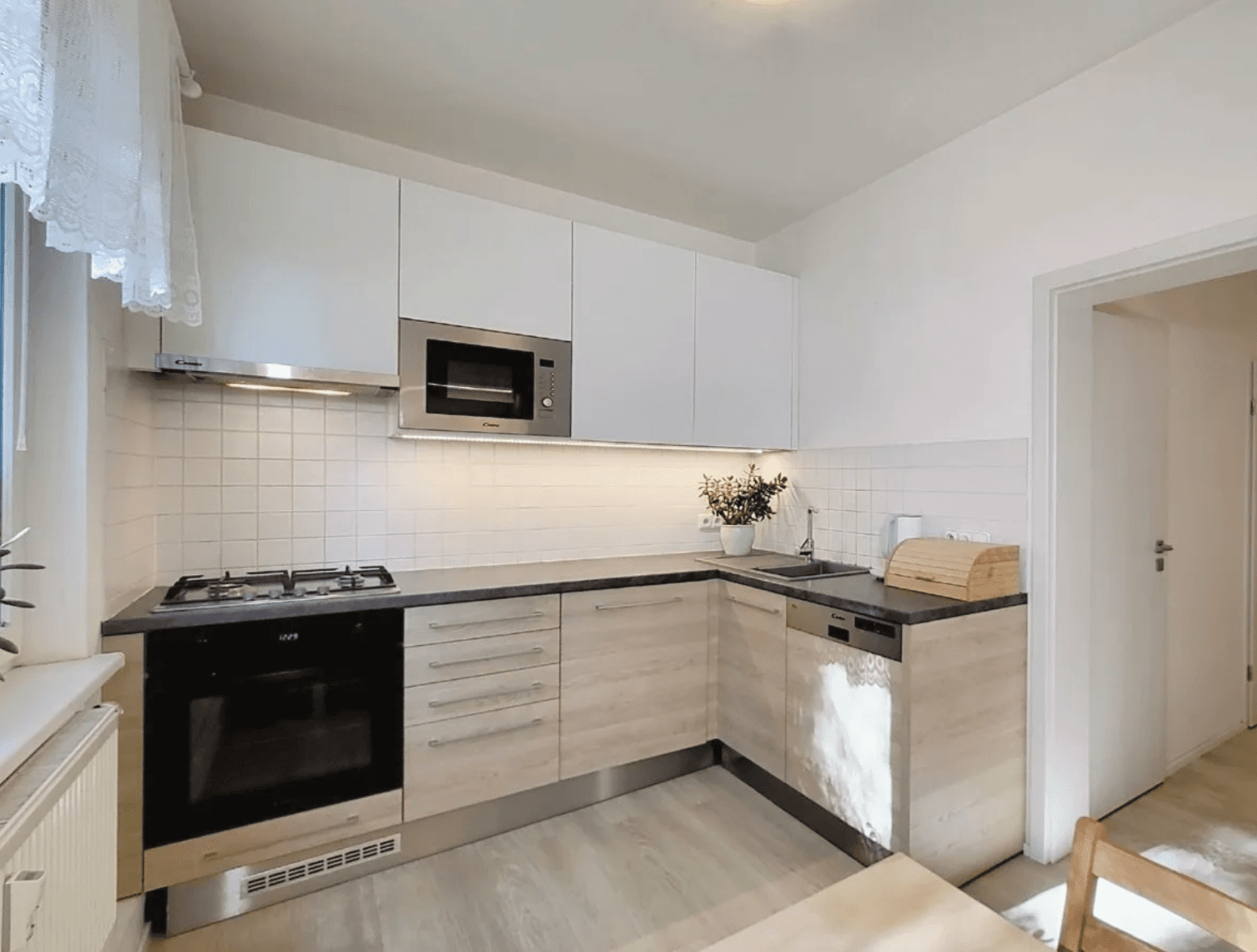 2 bedroom with open-plan kitchen flat to rent, 102 m², Školní, Kuřim, Jihomoravský Region 2 bedroom with open-plan kitchen flat to rent, 102 m², Školní, Kuřim, Jihomoravský Region