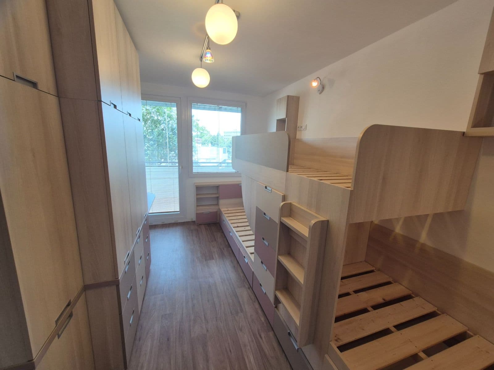 2 bedroom with open-plan kitchen flat to rent, 69 m², Prosecká, Prague, Prague 2 bedroom with open-plan kitchen flat to rent, 69 m², Prosecká, Prague, Prague