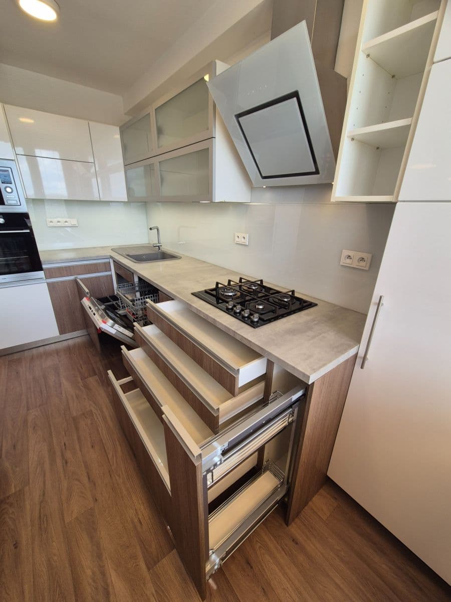 2 bedroom with open-plan kitchen flat to rent, 69 m², Prosecká, Prague, Prague 2 bedroom with open-plan kitchen flat to rent, 69 m², Prosecká, Prague, Prague