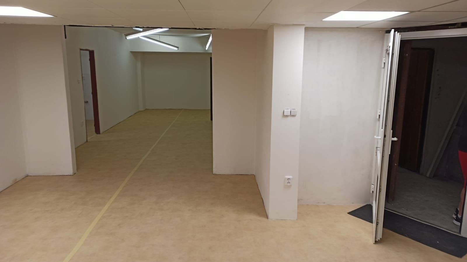 non-residential property to rent, 70 m², třída Edvarda Beneše, Hradec Králové, Královéhradecký Region non-residential property to rent, 70 m², třída Edvarda Beneše, Hradec Králové, Královéhradecký Region