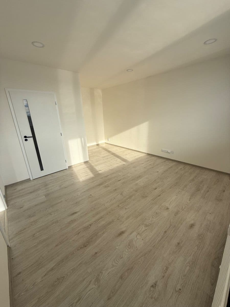 1 bedroom flat to rent, 33 m², Lazecká, Olomouc, Olomoucký Region 1 bedroom flat to rent, 33 m², Lazecká, Olomouc, Olomoucký Region