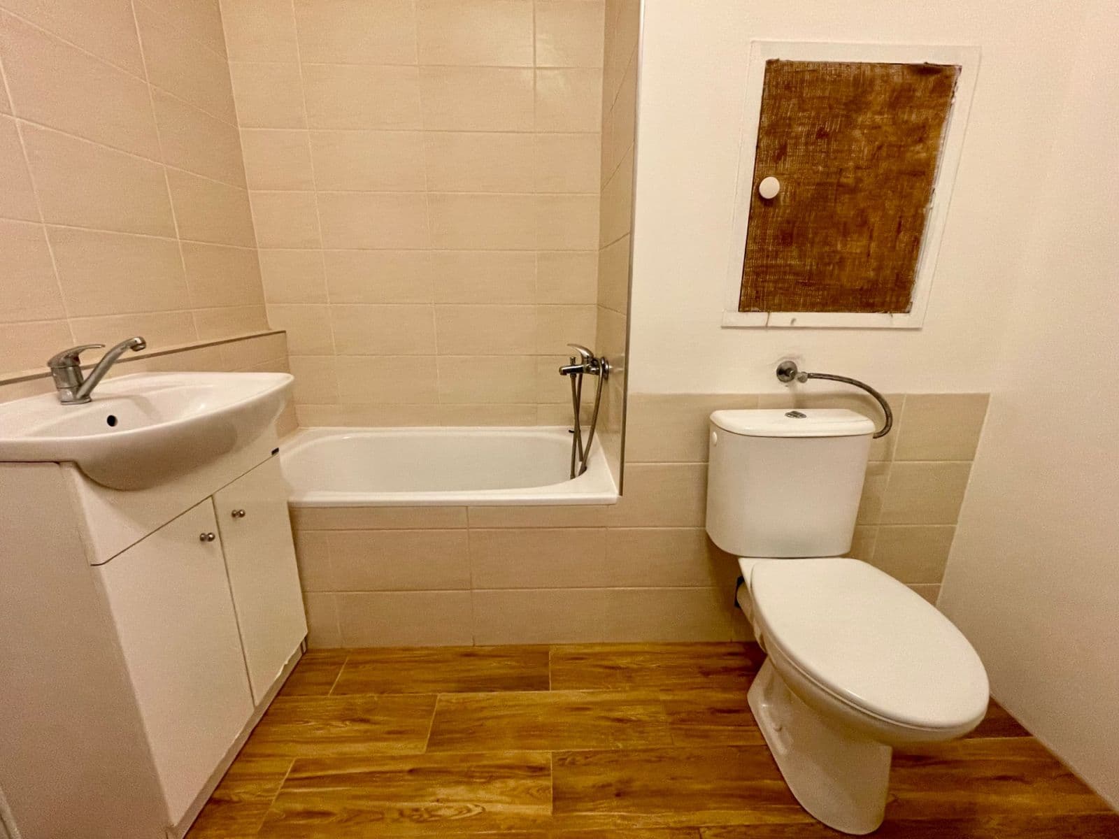 1 bedroom with open-plan kitchen flat for sale, 44 m², Bryksova, Prague, Prague 1 bedroom with open-plan kitchen flat for sale, 44 m², Bryksova, Prague, Prague