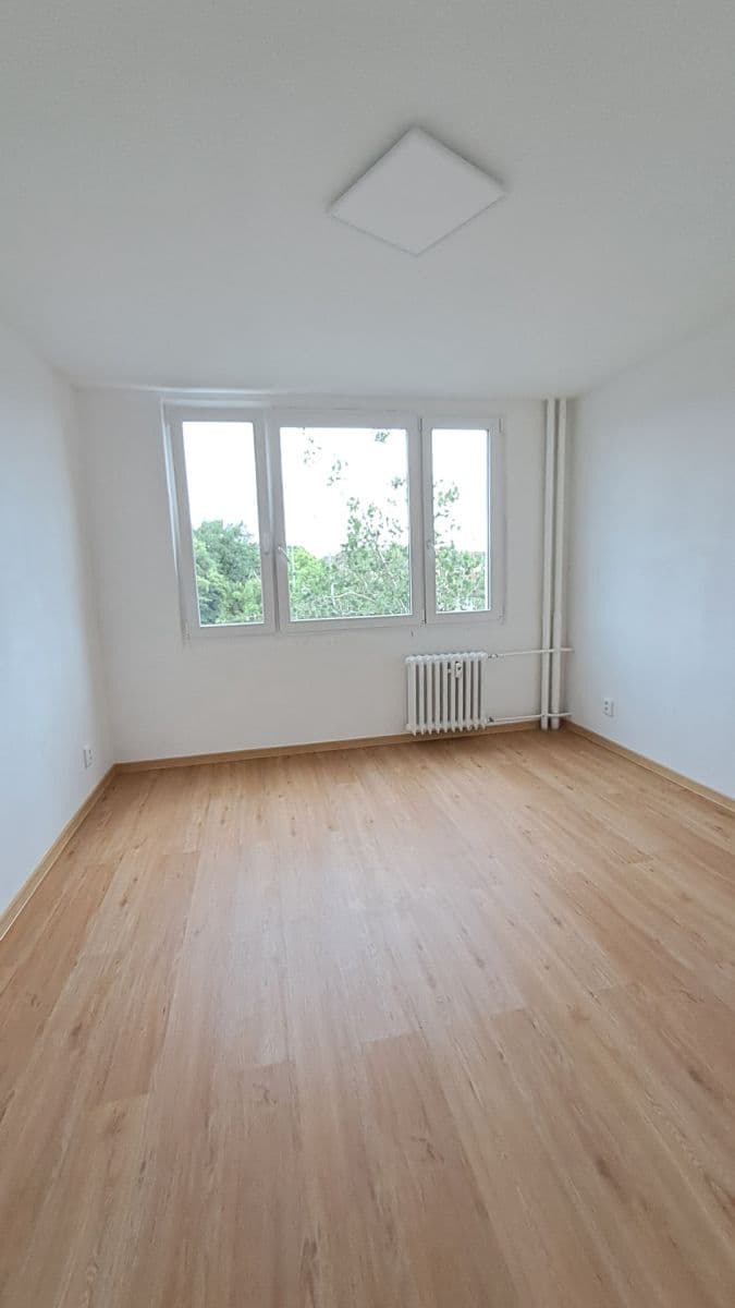 3 bedroom flat to rent, 72 m², Tuklatská, Prague, Prague 3 bedroom flat to rent, 72 m², Tuklatská, Prague, Prague