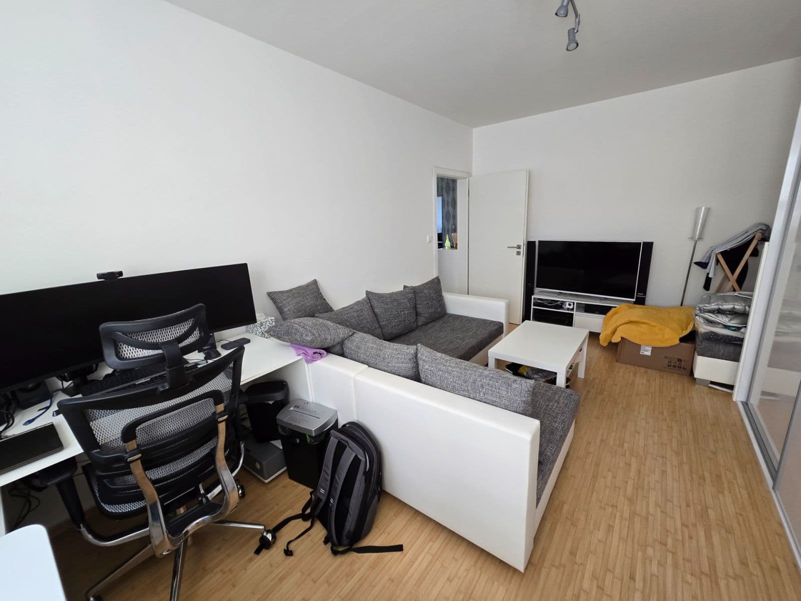 2 bedroom with open-plan kitchen flat to rent, 106 m², Jabloňová, Uherské Hradiště, Zlínský Region 2 bedroom with open-plan kitchen flat to rent, 106 m², Jabloňová, Uherské Hradiště, Zlínský Region