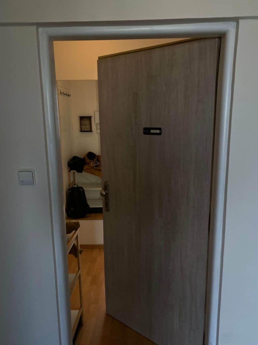 1 bedroom flat for sale, 39 m², Hurbanova, Prague, Prague 1 bedroom flat for sale, 39 m², Hurbanova, Prague, Prague