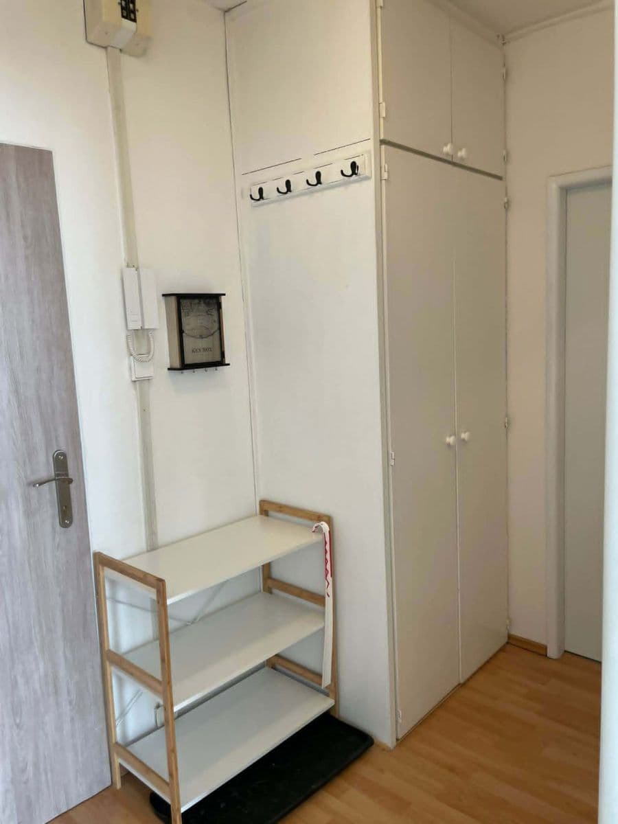 1 bedroom flat for sale, 39 m², Hurbanova, Prague, Prague 1 bedroom flat for sale, 39 m², Hurbanova, Prague, Prague