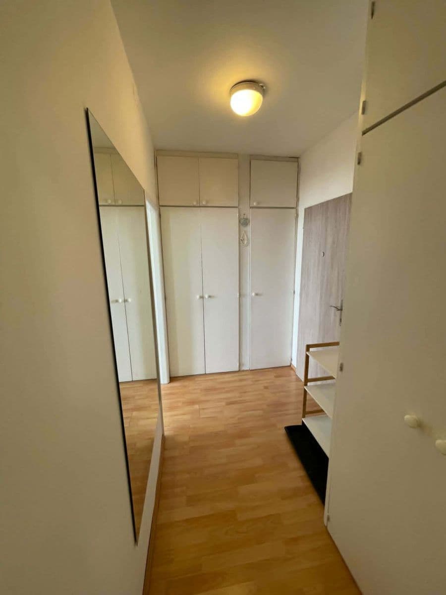 1 bedroom flat for sale, 39 m², Hurbanova, Prague, Prague 1 bedroom flat for sale, 39 m², Hurbanova, Prague, Prague