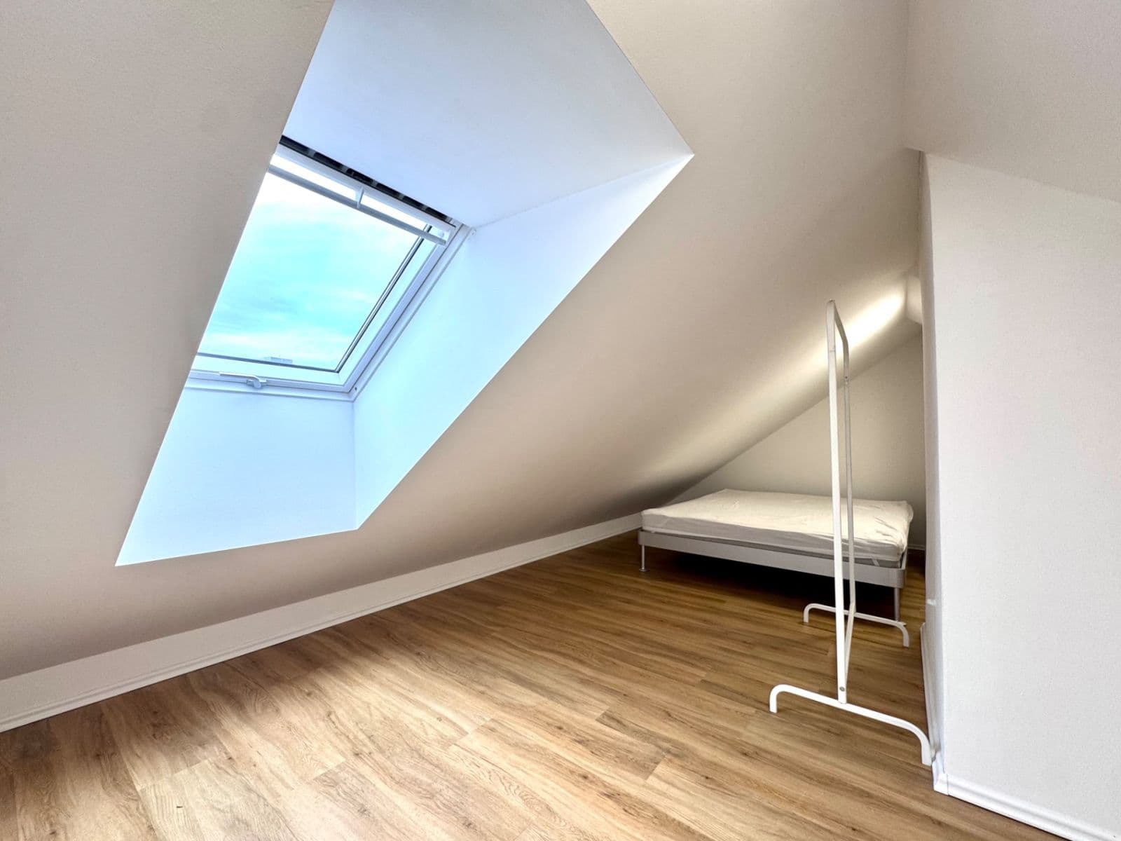 1 bedroom with open-plan kitchen flat to rent, 67 m², Kollárova, Prague, Prague 1 bedroom with open-plan kitchen flat to rent, 67 m², Kollárova, Prague, Prague