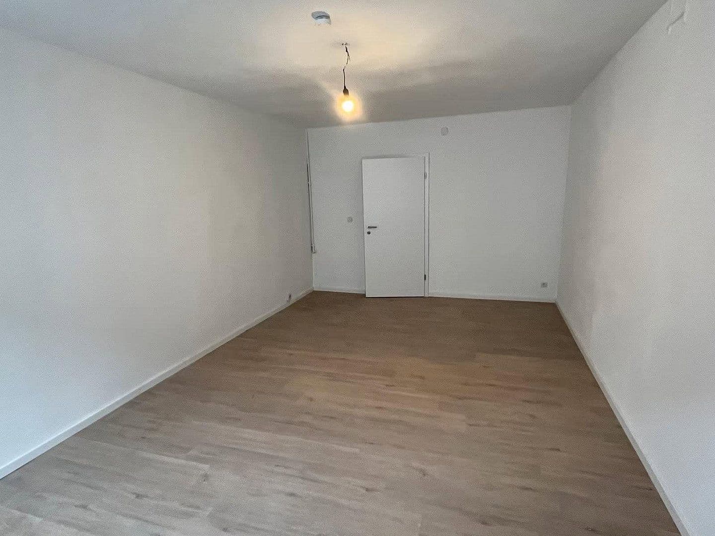 1 bedroom with open-plan kitchen flat to rent, 65 m², Theaterstr. 11, Hof, Bavaria 1 bedroom with open-plan kitchen flat to rent, 65 m², Theaterstr. 11, Hof, Bavaria