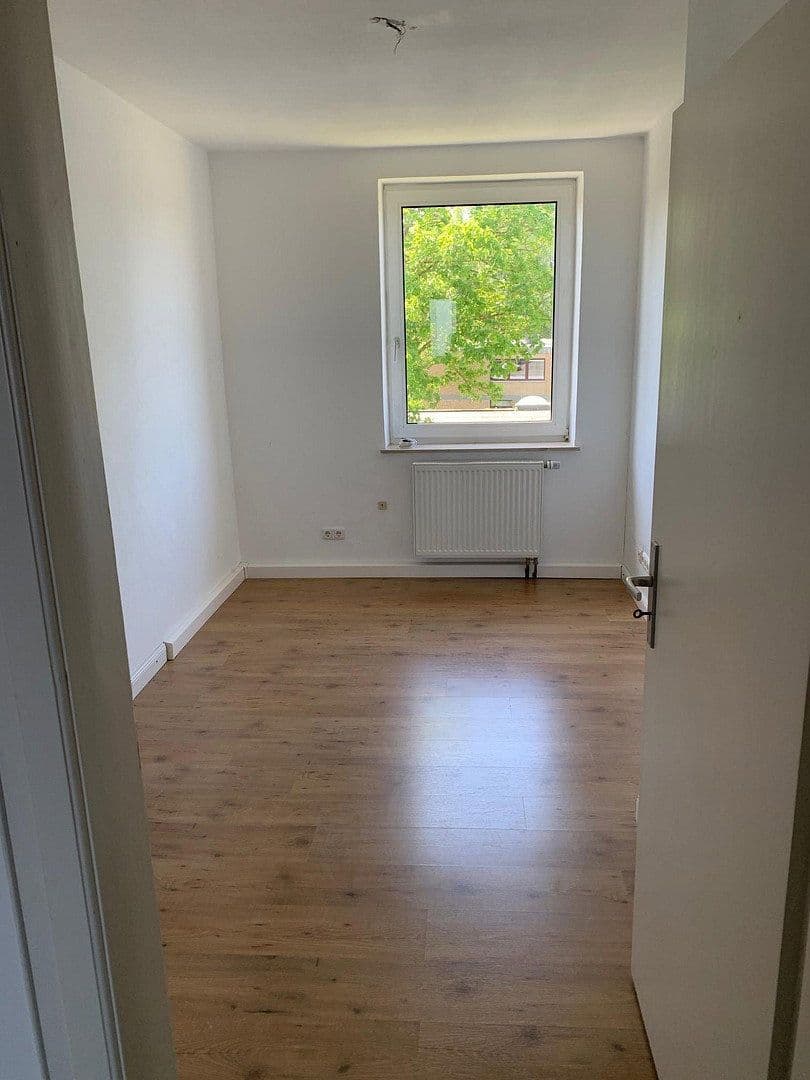 4 bedroom flat for sale, 101 m², von-Thünen-Straße 32, Oldenburg, Lower Saxony 4 bedroom flat for sale, 101 m², von-Thünen-Straße 32, Oldenburg, Lower Saxony