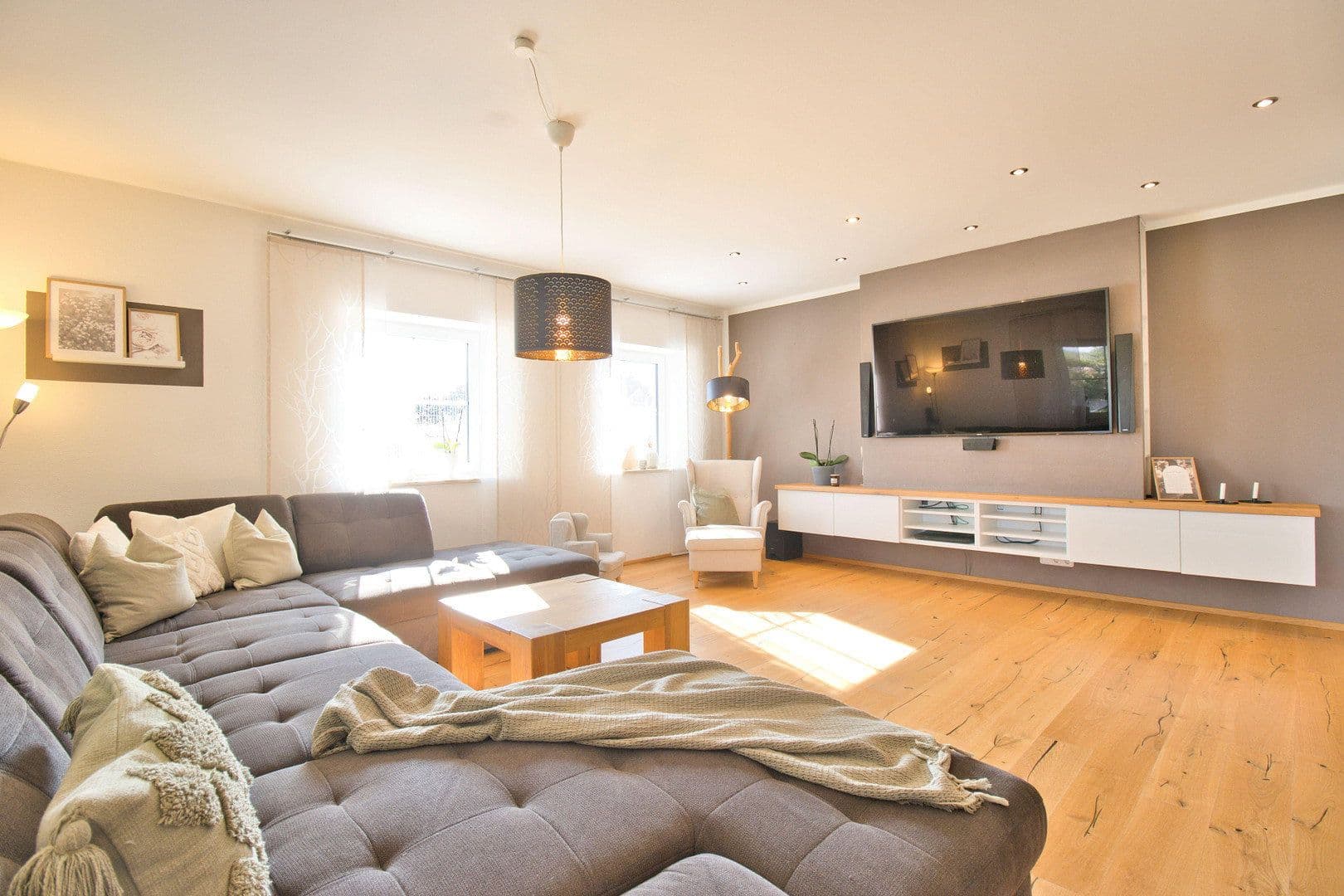 house for sale, 440 m², Neumarkt-Sankt Veit, Bavaria house for sale, 440 m², Neumarkt-Sankt Veit, Bavaria