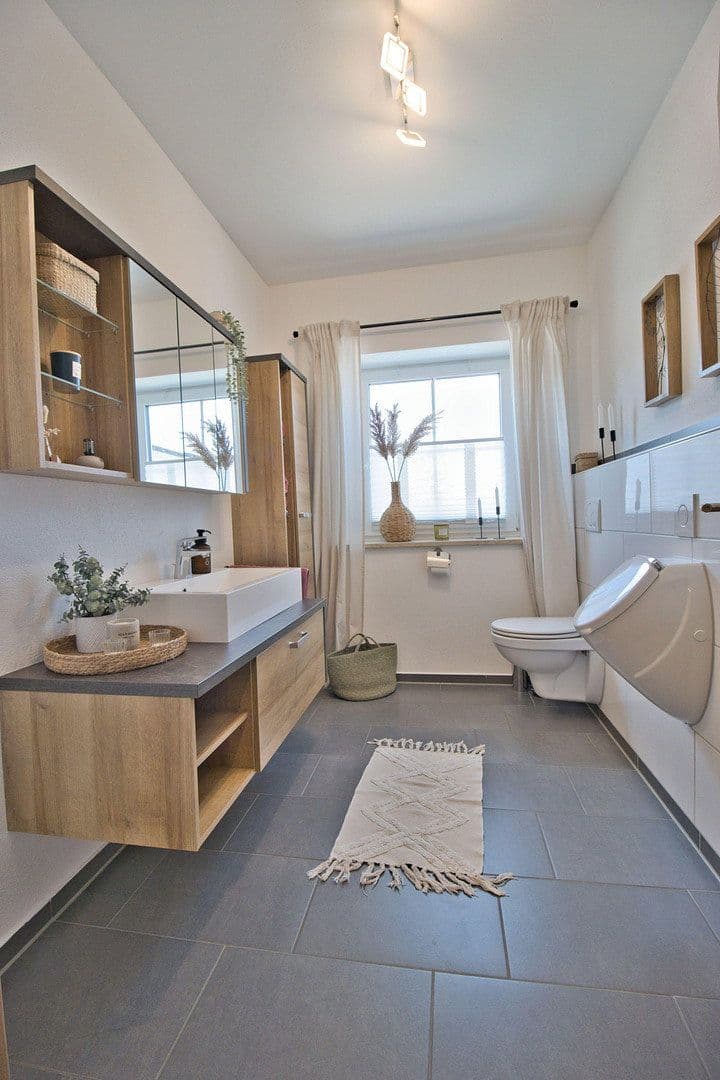 house for sale, 440 m², Neumarkt-Sankt Veit, Bavaria house for sale, 440 m², Neumarkt-Sankt Veit, Bavaria