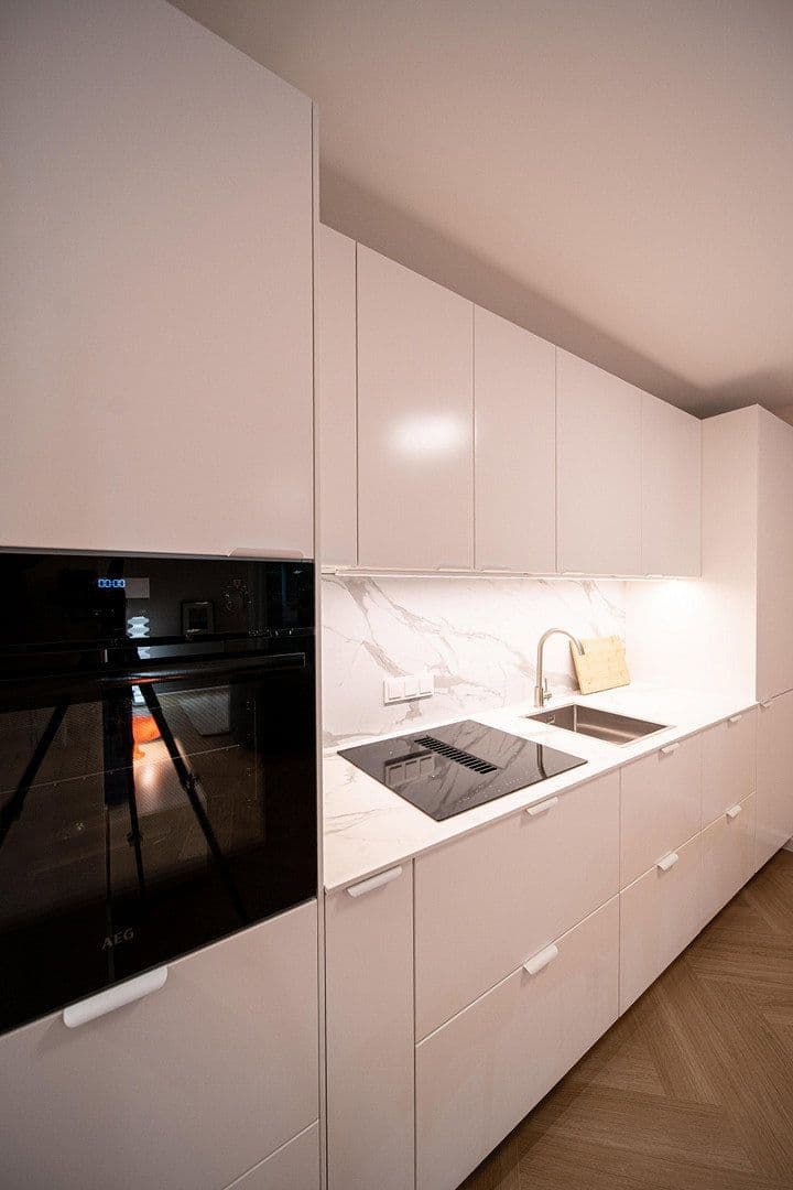 2 bedroom flat to rent, 50 m², Nerotal, Wiesbaden, Hesse 2 bedroom flat to rent, 50 m², Nerotal, Wiesbaden, Hesse