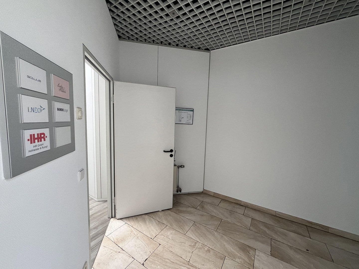 office to rent, 28 m², Fellbach, Baden-Württemberg office to rent, 28 m², Fellbach, Baden-Württemberg
