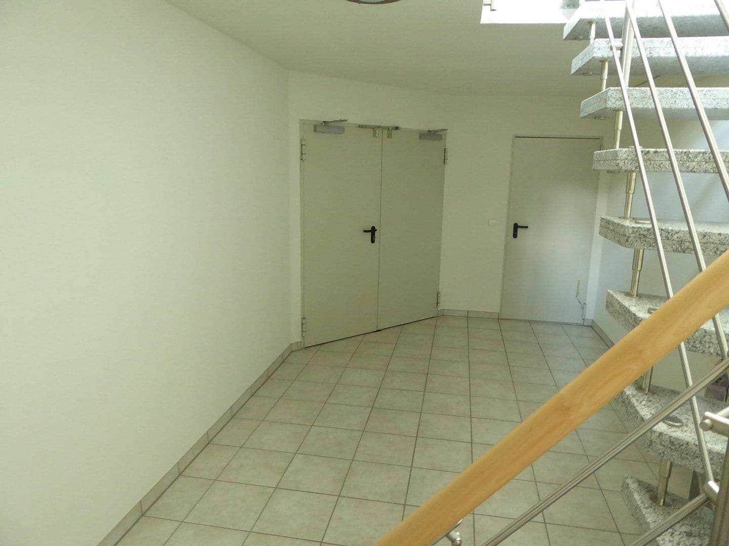 office to rent, 215 m², Staufen im Breisgau, Baden-Württemberg office to rent, 215 m², Staufen im Breisgau, Baden-Württemberg