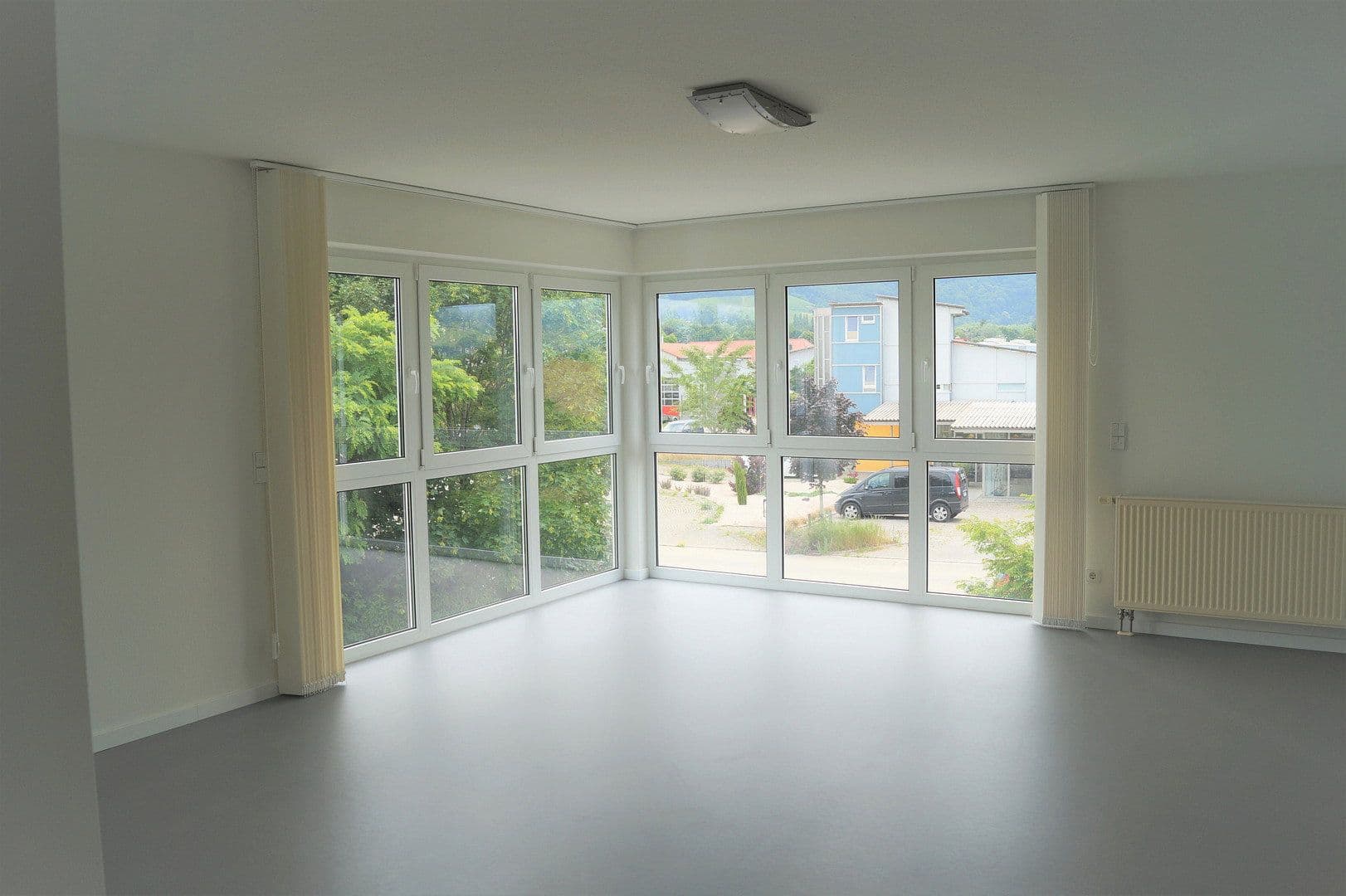 office to rent, 215 m², Staufen im Breisgau, Baden-Württemberg office to rent, 215 m², Staufen im Breisgau, Baden-Württemberg