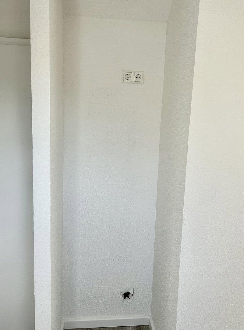 4 bedroom flat for sale, 80 m², Hattersheim am Main, Hesse 4 bedroom flat for sale, 80 m², Hattersheim am Main, Hesse