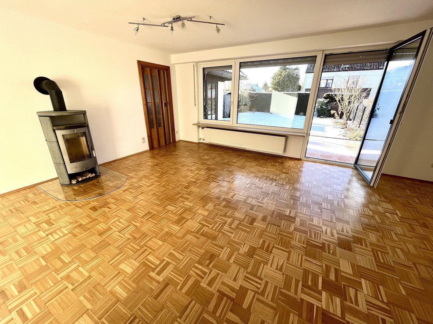 house to rent, 150 m², Eckental, Bavaria house to rent, 150 m², Eckental, Bavaria
