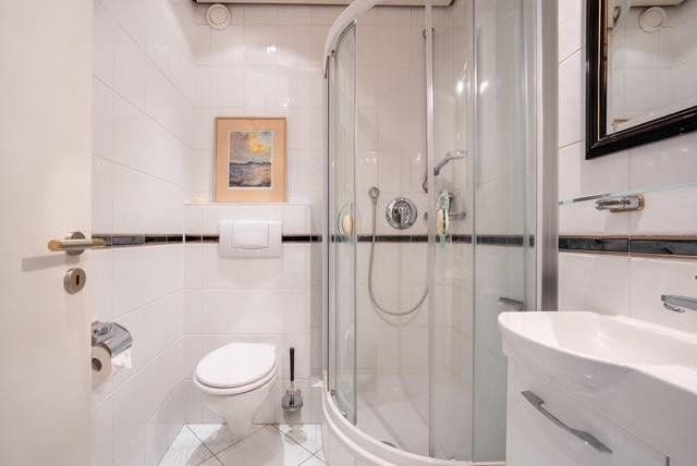 2 bedroom with open-plan kitchen flat for sale, 140 m², Weinheim, Baden-Württemberg 2 bedroom with open-plan kitchen flat for sale, 140 m², Weinheim, Baden-Württemberg