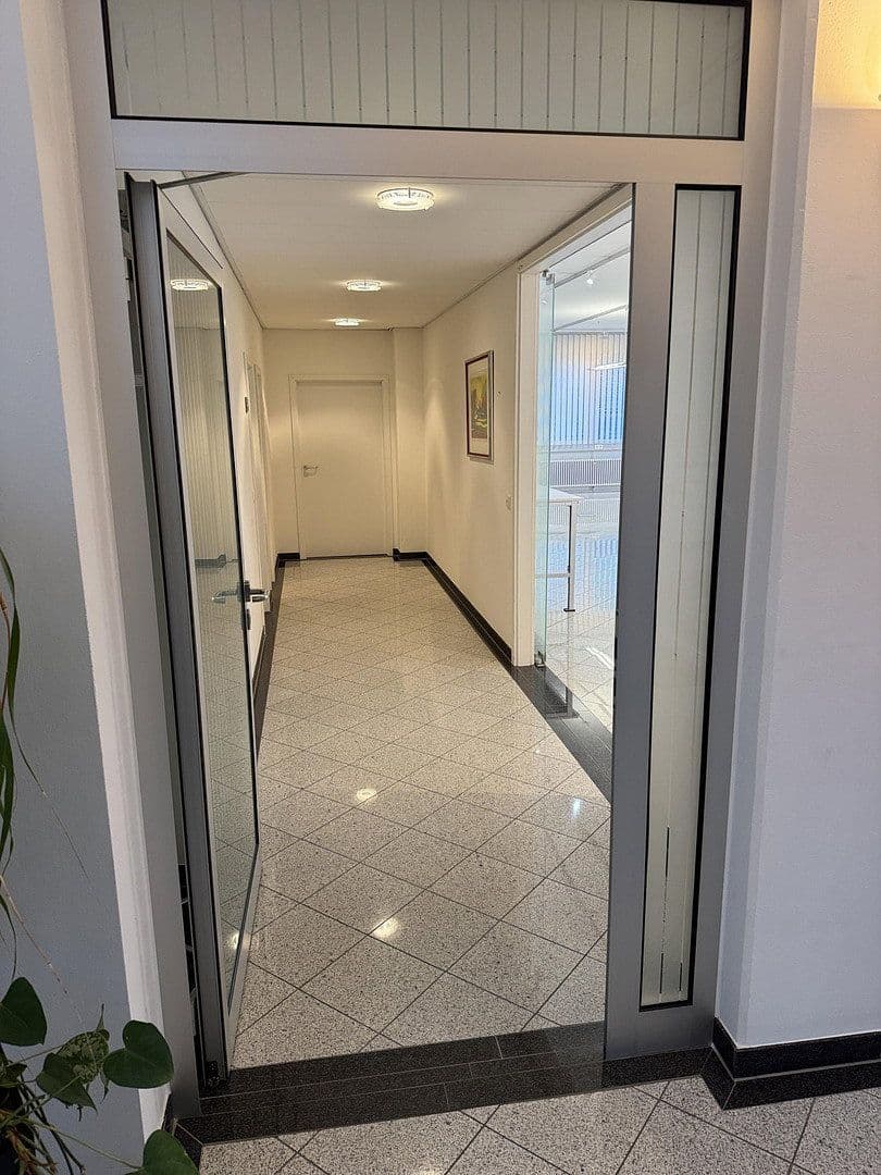 office to rent, 210 m², Bürgermeister Graf Ring, Geretsried, Gelting, Bavaria office to rent, 210 m², Bürgermeister Graf Ring, Geretsried, Gelting, Bavaria