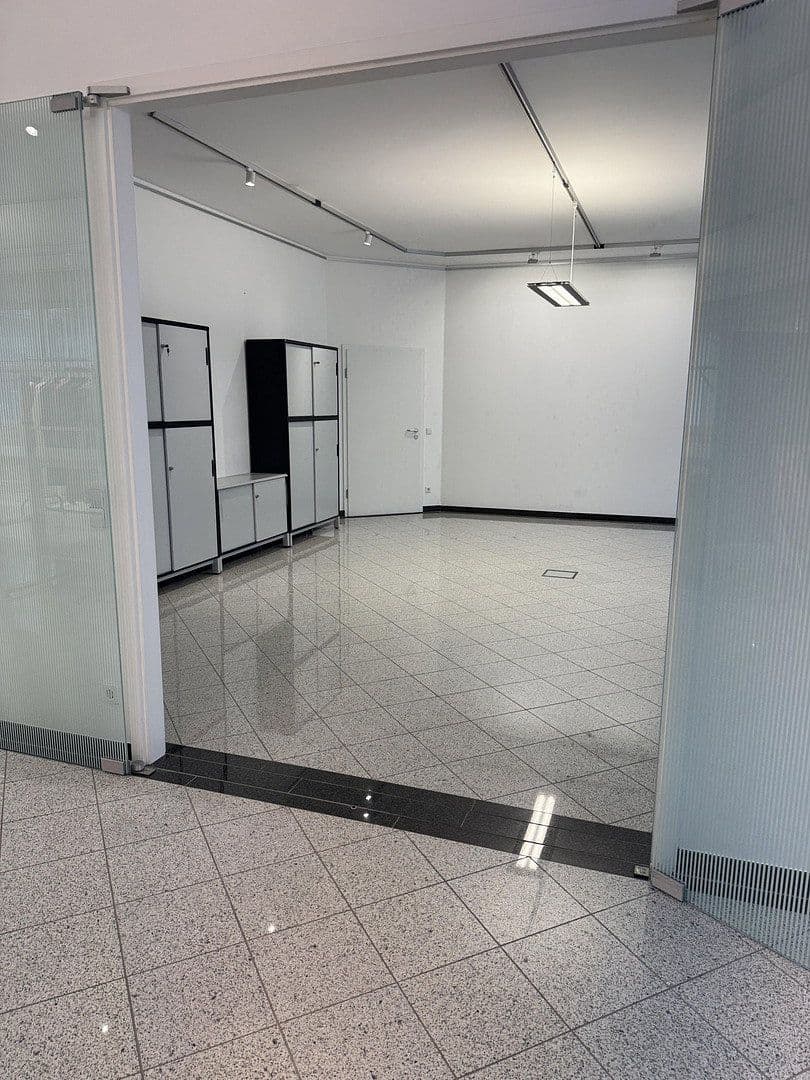 office to rent, 210 m², Bürgermeister Graf Ring, Geretsried, Gelting, Bavaria office to rent, 210 m², Bürgermeister Graf Ring, Geretsried, Gelting, Bavaria