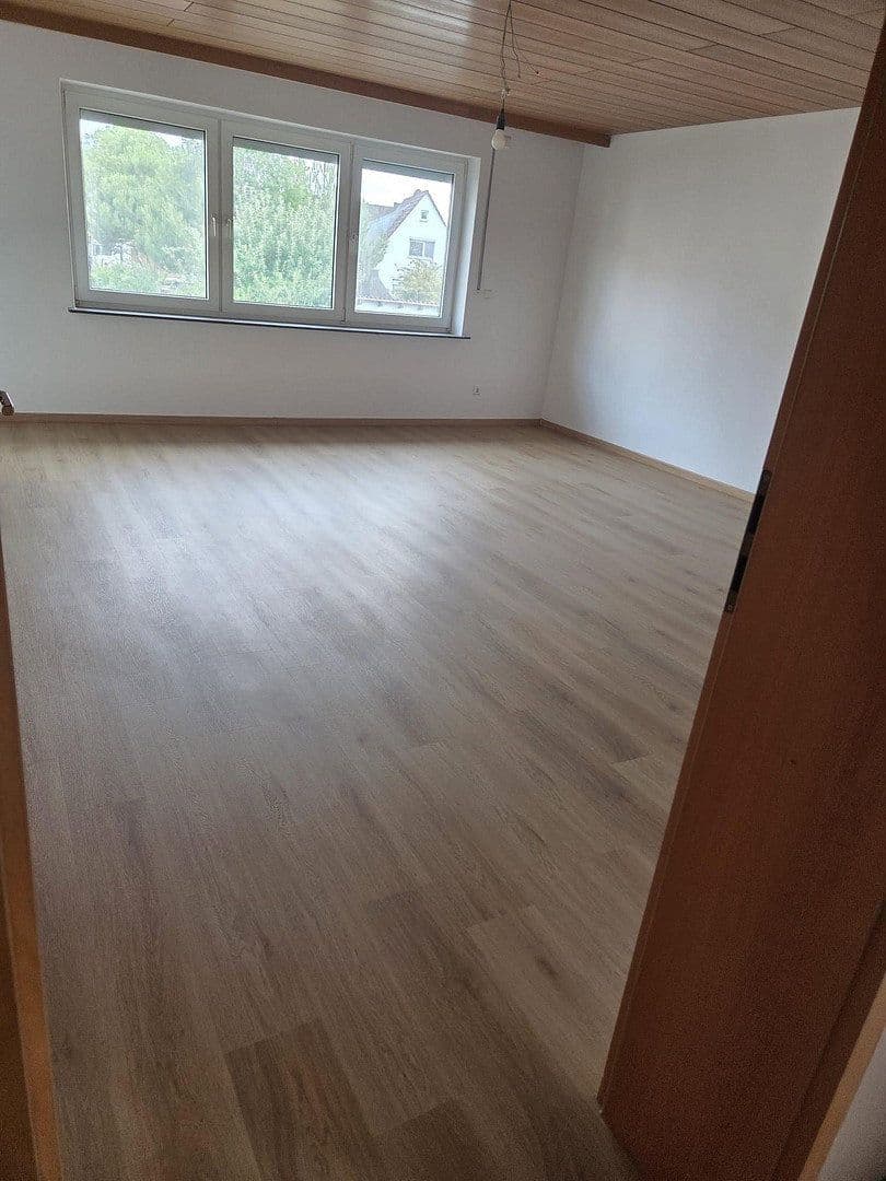 4 bedroom flat to rent, 110 m², Steigstraße 3, Thüngersheim, Bavaria 4 bedroom flat to rent, 110 m², Steigstraße 3, Thüngersheim, Bavaria