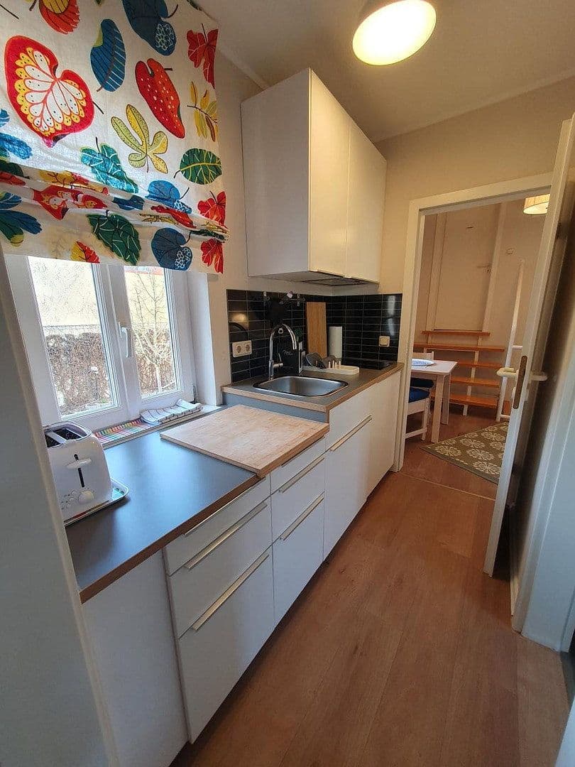 2 bedroom flat to rent, 42 m², Wiesbaden, Hesse 2 bedroom flat to rent, 42 m², Wiesbaden, Hesse