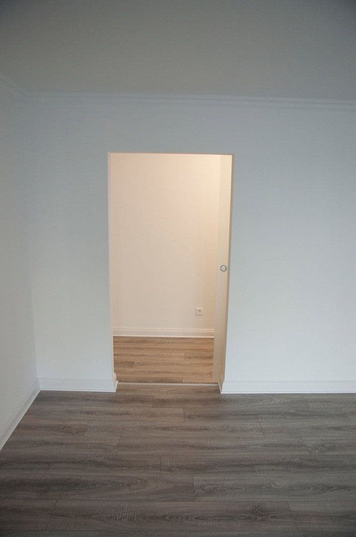 3 bedroom flat to rent, 87 m², Rösrath, North Rhine-Westphalia 3 bedroom flat to rent, 87 m², Rösrath, North Rhine-Westphalia