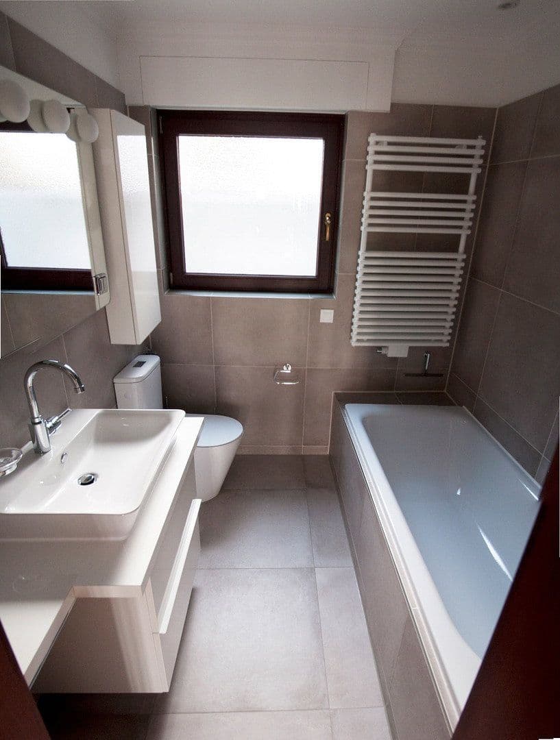 3 bedroom flat to rent, 87 m², Rösrath, North Rhine-Westphalia 3 bedroom flat to rent, 87 m², Rösrath, North Rhine-Westphalia