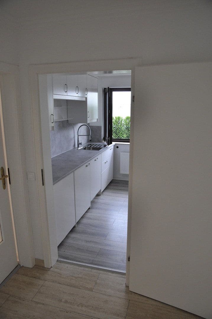 3 bedroom flat to rent, 87 m², Rösrath, North Rhine-Westphalia 3 bedroom flat to rent, 87 m², Rösrath, North Rhine-Westphalia