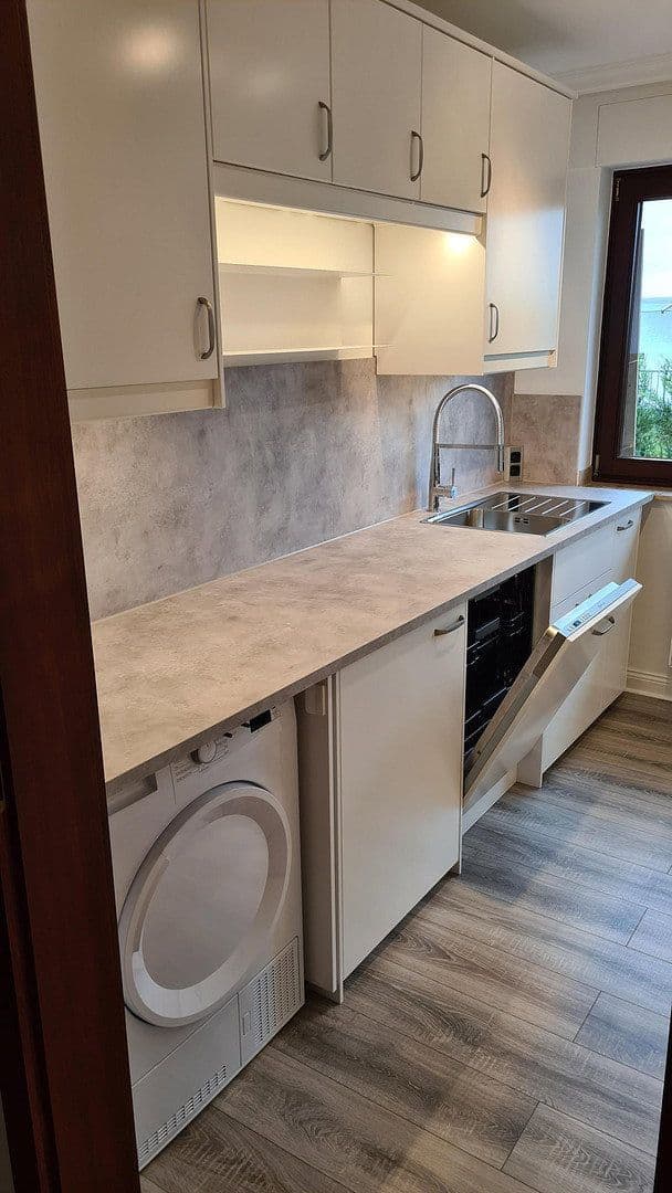 3 bedroom flat to rent, 87 m², Rösrath, North Rhine-Westphalia 3 bedroom flat to rent, 87 m², Rösrath, North Rhine-Westphalia