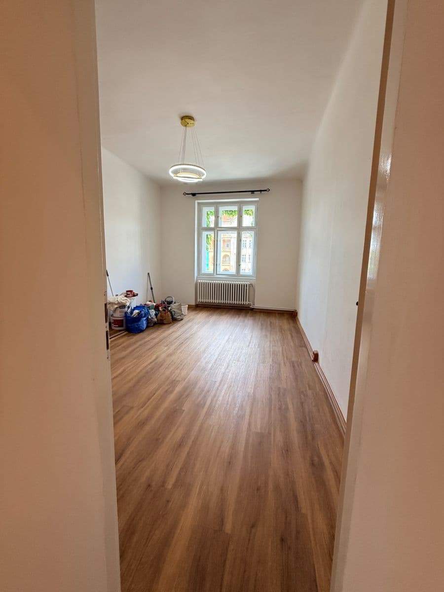 2 bedroom with open-plan kitchen flat to rent, 83 m², Wuchterlova, Prague, Prague 2 bedroom with open-plan kitchen flat to rent, 83 m², Wuchterlova, Prague, Prague