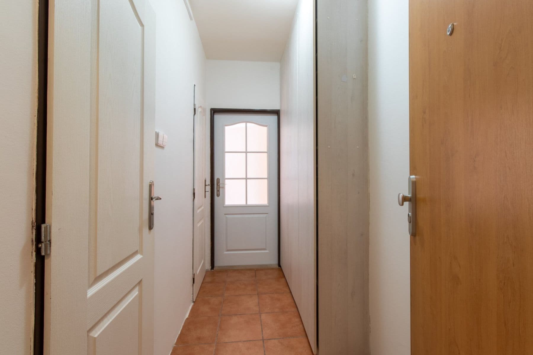 1 bedroom with open-plan kitchen flat to rent, 35 m², Hlivická, Prague, Prague 1 bedroom with open-plan kitchen flat to rent, 35 m², Hlivická, Prague, Prague