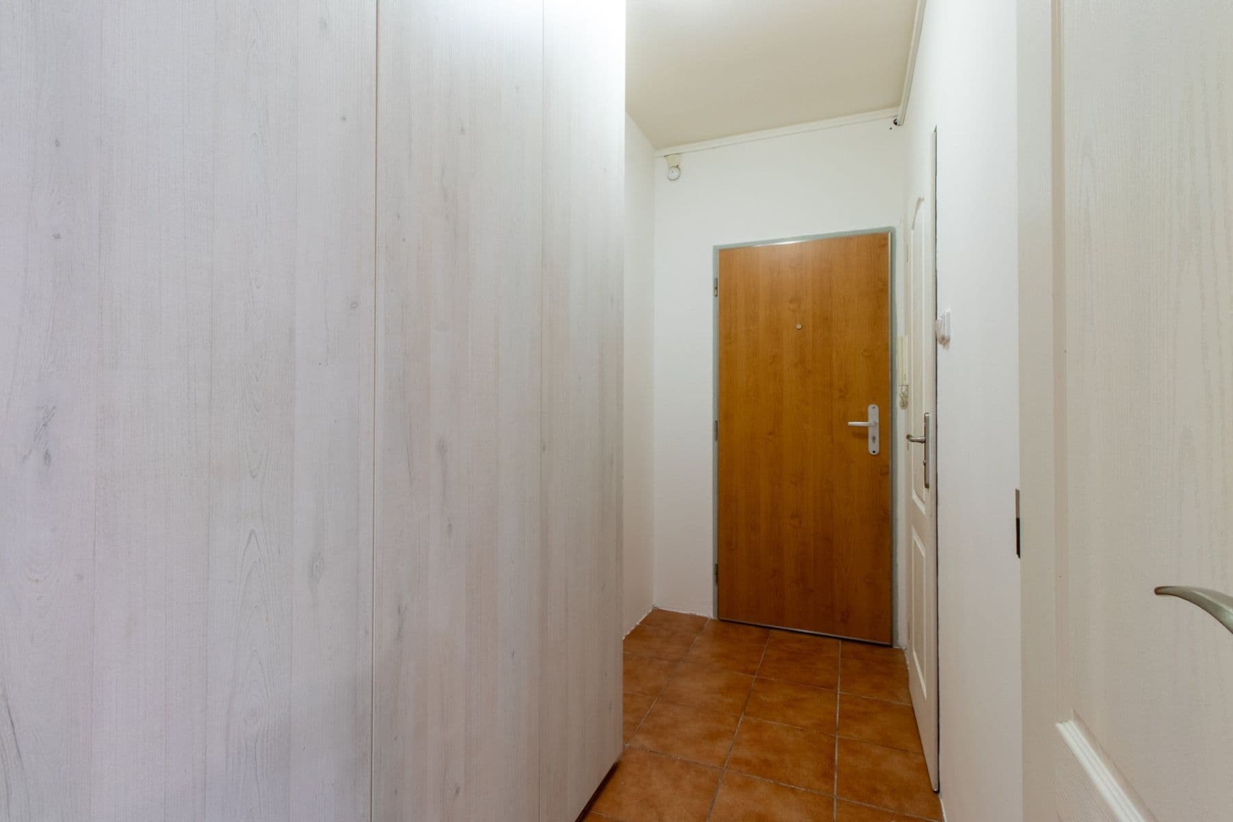1 bedroom with open-plan kitchen flat to rent, 35 m², Hlivická, Prague, Prague 1 bedroom with open-plan kitchen flat to rent, 35 m², Hlivická, Prague, Prague