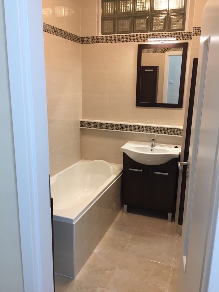 4 bedroom flat to rent, 100 m², Rajská, Bratislava - mestská časť Staré Mesto, Bratislavský Region 4 bedroom flat to rent, 100 m², Rajská, Bratislava - mestská časť Staré Mesto, Bratislavský Region